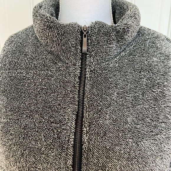 New LEMON TART Skyros Textured Fleece Vest - Picture 5 of 9